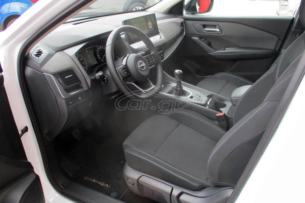 https://autogreeknews.gr/wp-content/uploads/2026/10/Nissan-Qashqai-2025-used-3.jpg