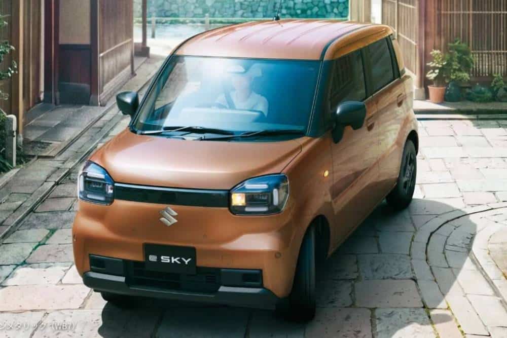 https://autogreeknews.gr/wp-content/uploads/2026/10/Suzuki-e-Sky-Japan-4-2048x697-1.jpg