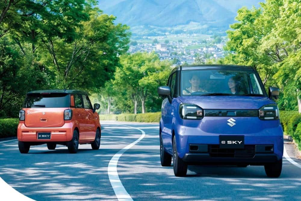 https://autogreeknews.gr/wp-content/uploads/2026/10/Suzuki-e-Sky-Japan-5-2048x1246-1.jpg