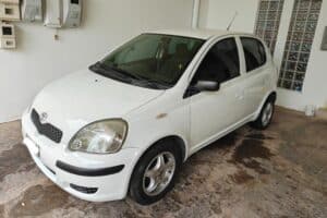 Toyota-Yaris-2003-used-1