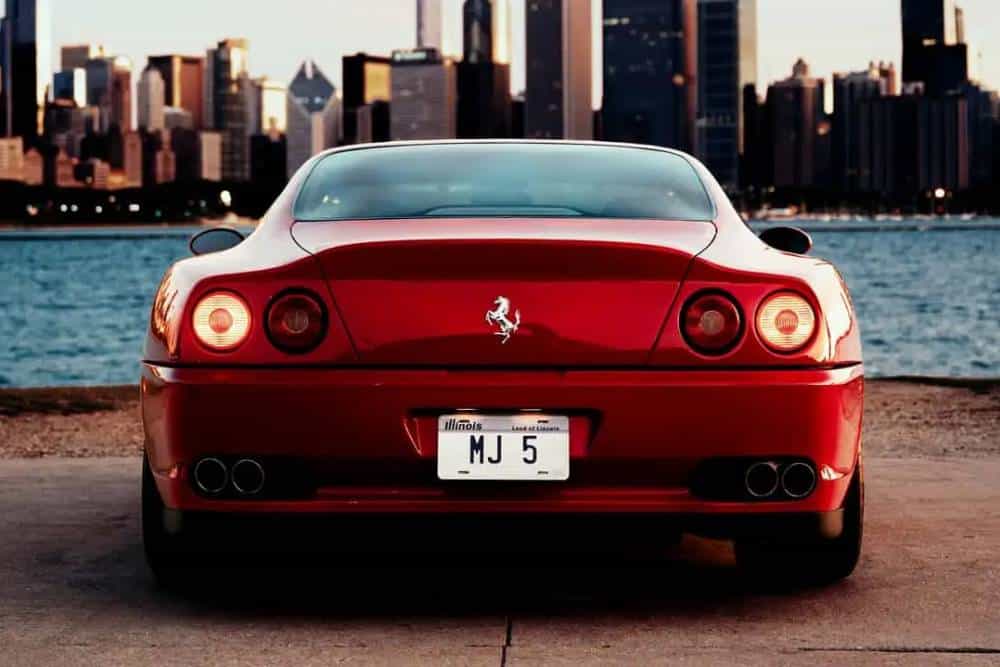 https://autogreeknews.gr/wp-content/uploads/2026/10/michael-jordan-s-1997-ferrari-550-maranello-3.jpg