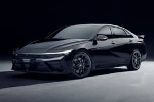 Νέο Hyundai Elantra N Monochrome για σκοτεινές καταστάσεις
