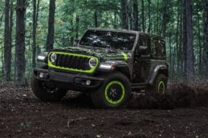 Νέο και πολύχρωμο Jeep Wrangler Switchback