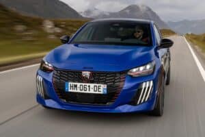 H «καυτή» τιμή του πιο hot νέου Peugeot E-208 GTi
