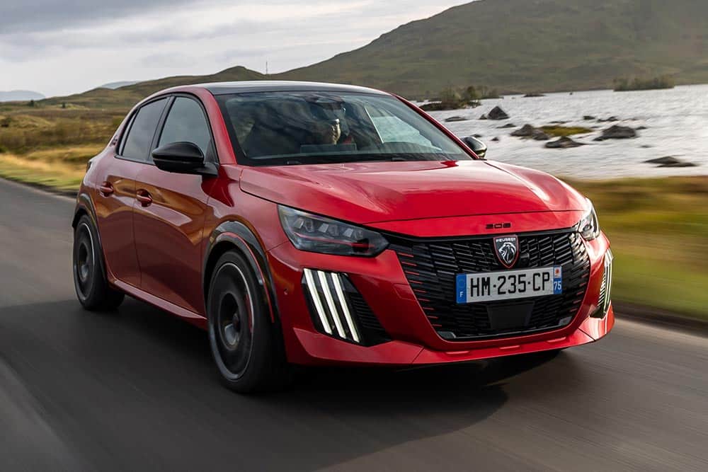 https://autogreeknews.gr/wp-content/uploads/2026/10/peugeot-e-208-gti-10.jpg